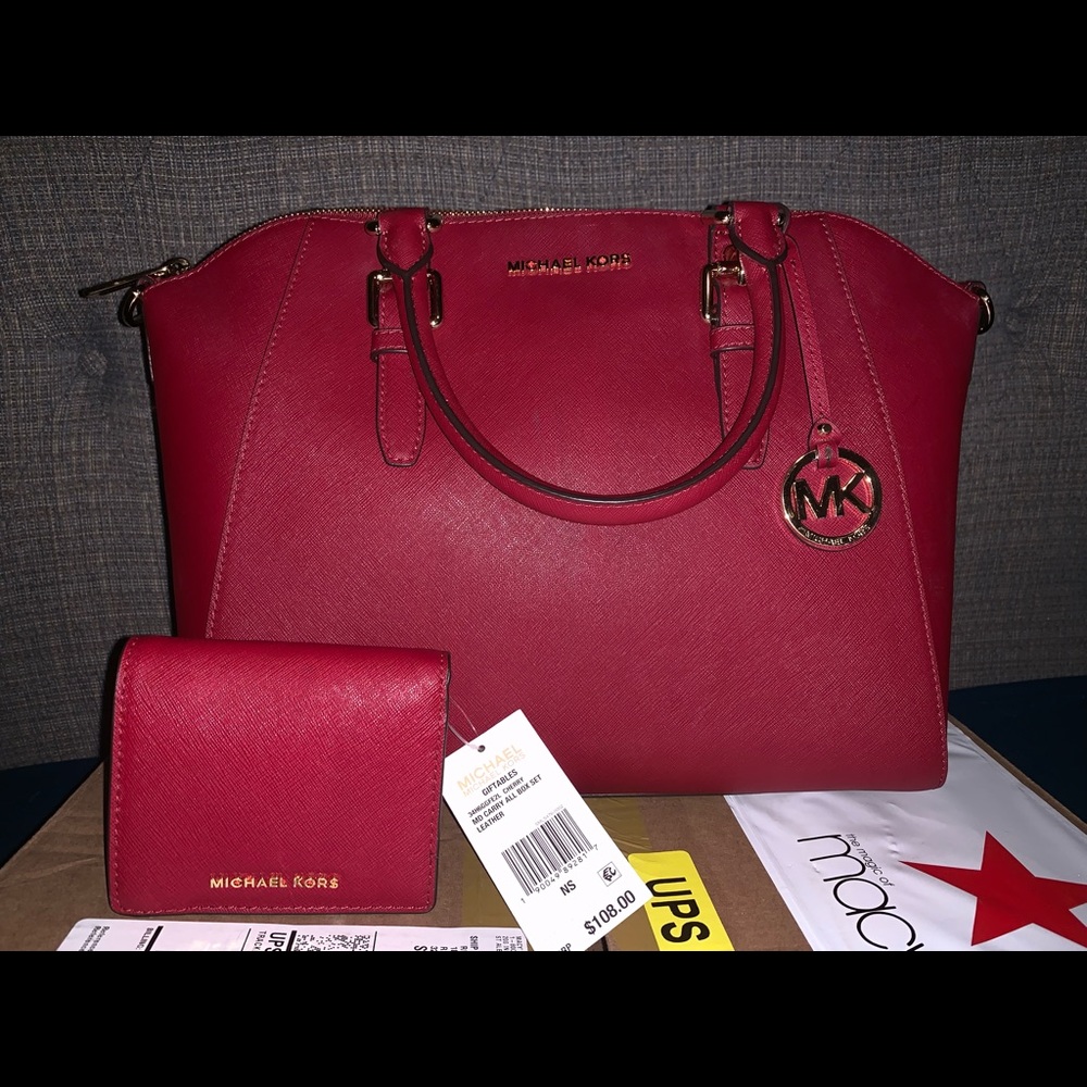 🌺 SOLD🌼Michael kors combo